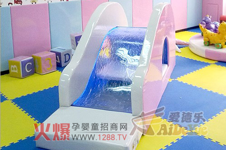 �۵�ˮ������׌���ӂ�����ˣ�бM�혷Ȥ