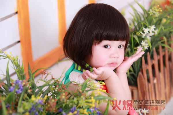 ��ͯ�zӰƷ�ơ�������ͯȤ��ɞ�2012���Ї���ͯƷ�ưُ�