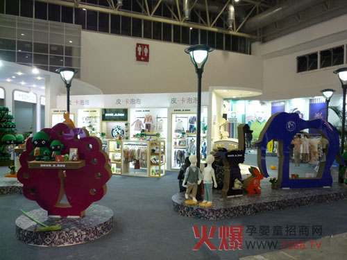 �V��Ӣ��(��i)���F(tu��n)�y��������Ʒ������2013CHIC����������(hu��)