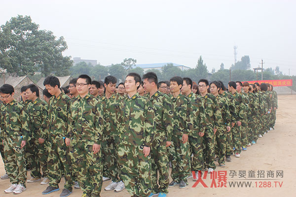 �𱬾W(w��ng)�j(lu��)�F�չʾ