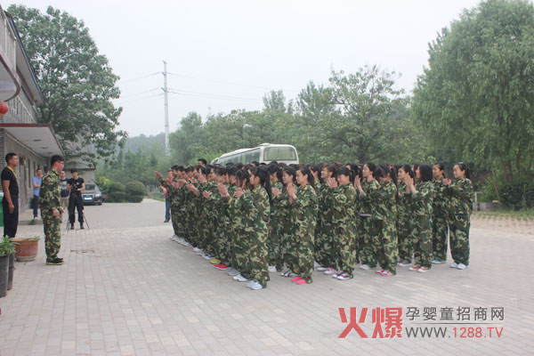 ��Ӗ(x��n)ǰ�ӆT