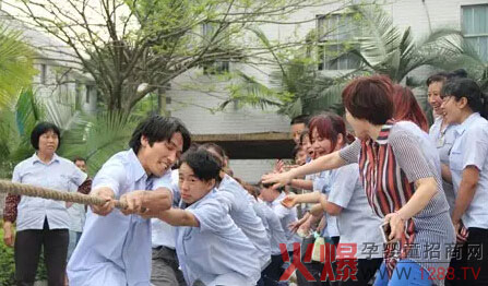 ����m�ջ�2015��5��1�Շ��H�ڄ�(d��ng)��(ji��)�Ċʻ��(d��ng)