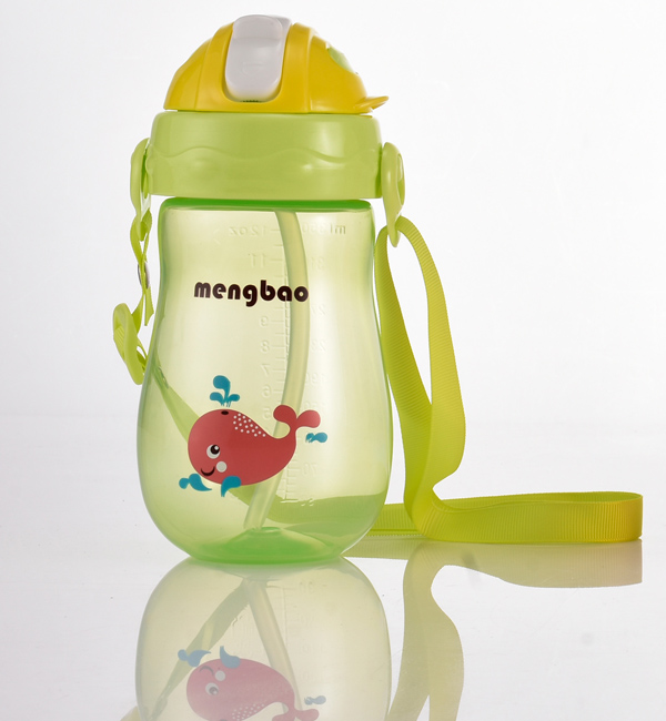 盟寶綠色有刻度水壺-小魚(yú).jpg 盟寶綠色有刻度水壺-小魚(yú).jpg