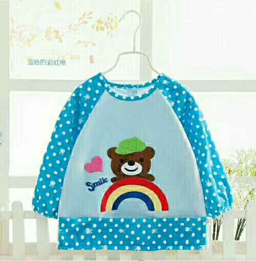 淘貝貓寶寶防水罩衣-小熊圖案.jpg 淘貝貓寶寶防水罩衣-小熊圖案.jpg