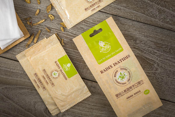 小貝樂嬰幼兒板藍根手口濕巾.jpg 小貝樂嬰幼兒板藍根手口濕巾.jpg