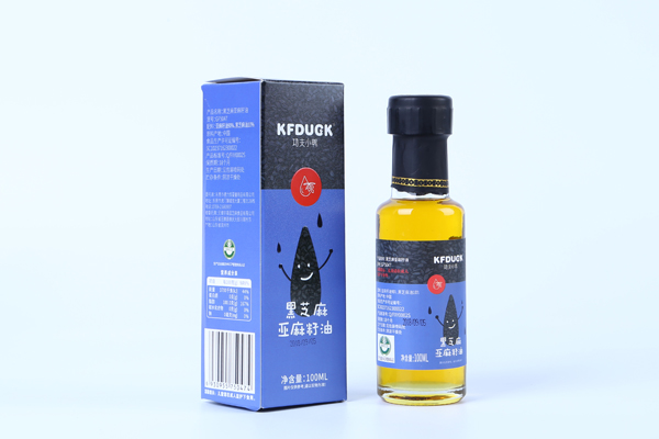 功夫小鴨黑芝麻亞麻籽油.jpg
