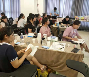  ��ʿؐؐ�I(y��ng)�B(y��ng)Ʒ��Ӗ(x��n)