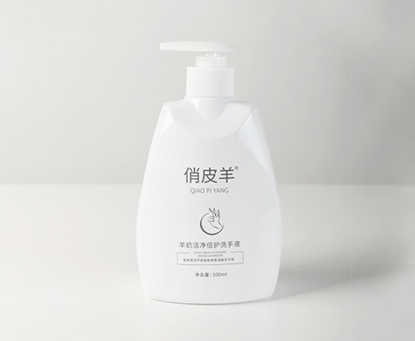  ��Ƥ�򝍃����oϴ��Һ