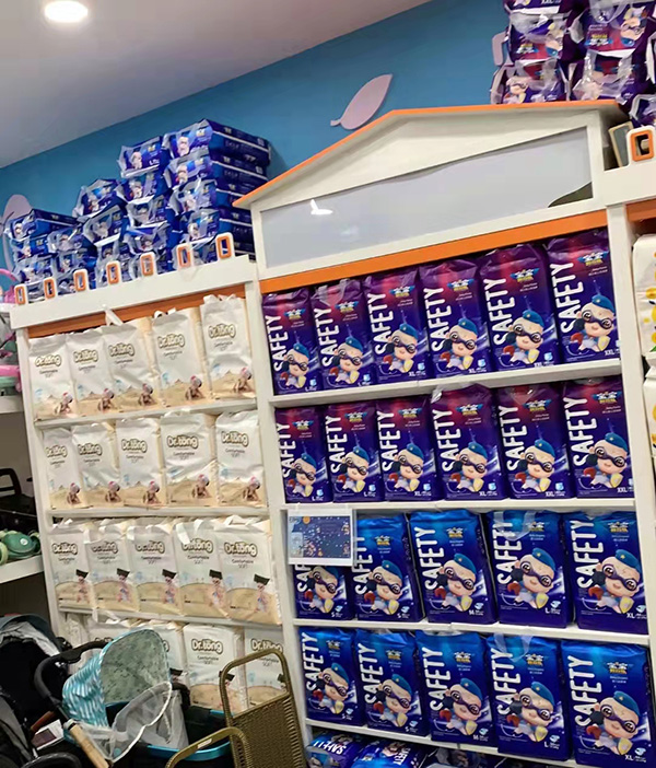 門店展示1.jpg 門店展示1.jpg