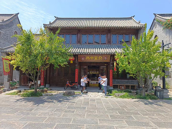 兩個寶貝高端山楂阜財門店.jpg 兩個寶貝高端山楂阜財門店.jpg