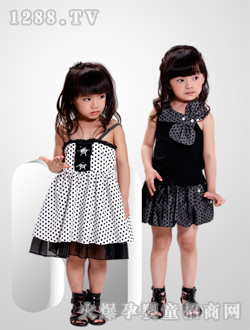 �N����Ůͯ�r(sh��)��ȹ�b