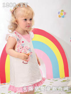 ���ષ۰׃�ɫ��ȹ