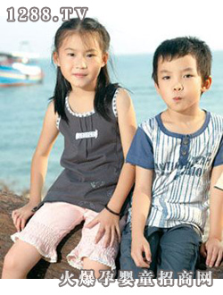 С��������Ů�ļ�ͯ�b