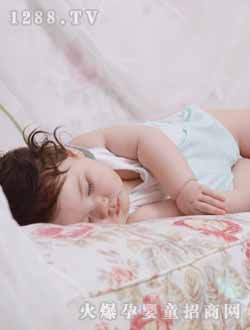 ���댚���µ��Gɫ