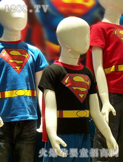 ���˺�ɫ�ļ�T��