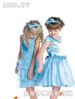 Ziwaa�\�{ɫȹ�b