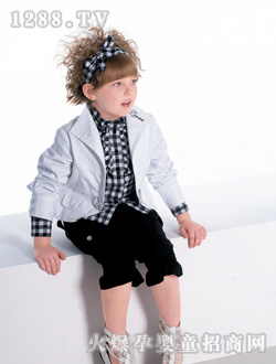 Ziwaa��ɫ���b