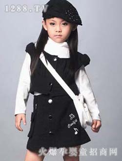 �|����܇(ch��)��ɫ���b