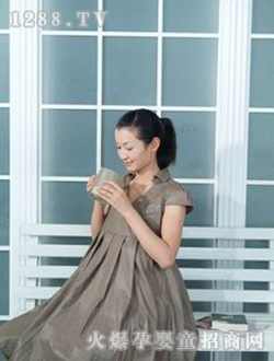 ������ݗ��Һ�ɫV�I(l��ng)yunfȹ