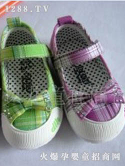 ��ѩ���ɐ۷����\(y��n)��Ь