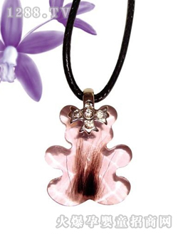 貝思親泰迪熊水晶吊墜