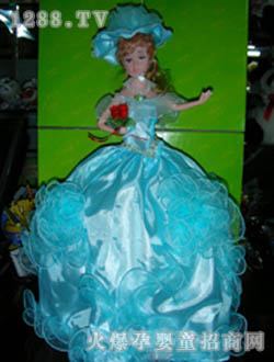 ϲ֮���{(l��n)ɫ��ȹ����