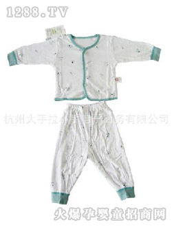 哆啦小貝yinge開胸套裝