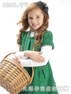 Сë�x(ch��ng)�GɫŮͯ�r(sh��)��ë������