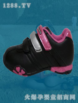 ���ٺ�ɫ�r(sh��)��ͯЬ