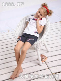 ����������Ůͯ�ڰ����b