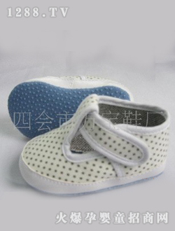 ���ɫ���cyinge�W��Ь