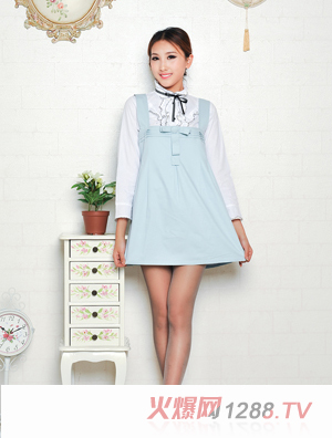 �Ό���yunf��ݗ��r�����˱���ȹ