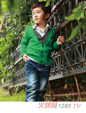 CE�r����ͯ�b�Gɫ