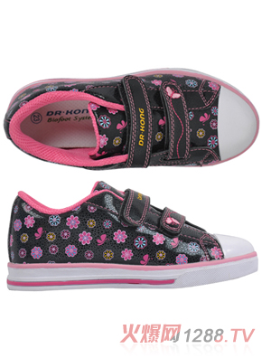 ����ʿС���\(y��n)��(d��ng)Ь