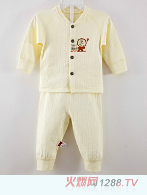 Ʒ���̺�yinge���b���ތ�(du��)�����b��(n��i)��