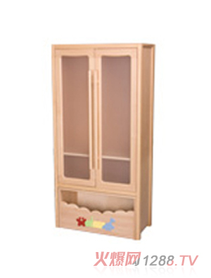 湯米貝爾森林衣柜