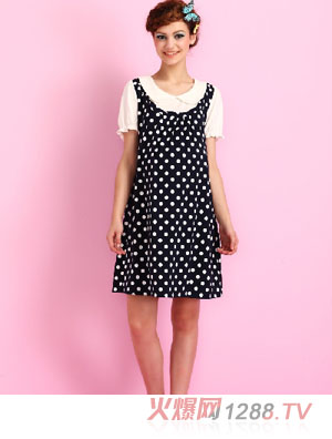 �������Һ�ɫ�c(di��n)�c(di��n)yunf�B��ȹ