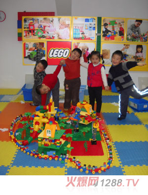 樂高樂園積木玩具