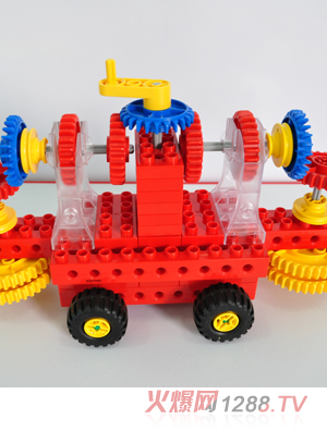 樂高四輪車積木玩具