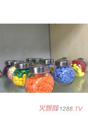 ���V������ɫ�ʺ牺Ƭ�ǹ�