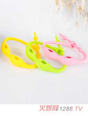 �L(f��ng)�Z(y��)���v��ɫ����Ȧ