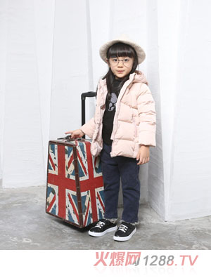 ���c�neͯ��Ů����������ɫ���\