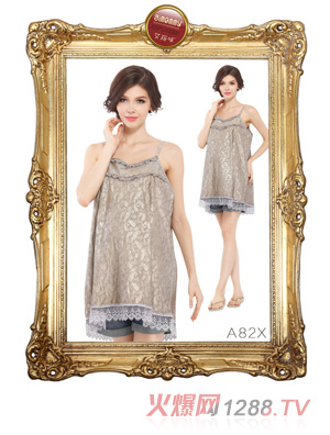 �����伃�y�C����ݗ���A82X